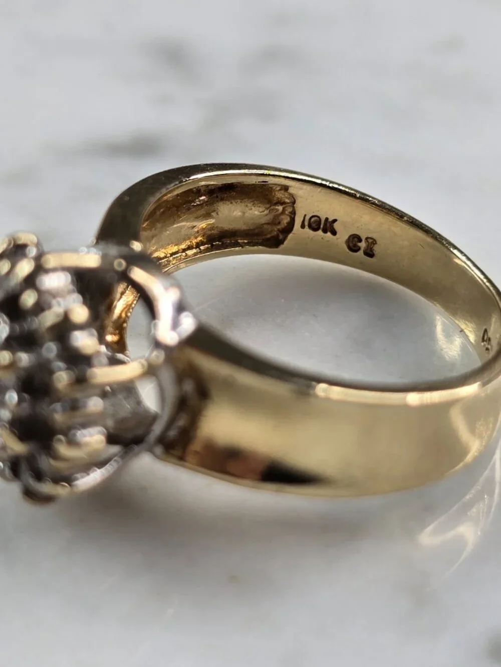 Womens Vintage Estate 10K Yellow Gold Diamond Cluster Ring 3.3g E5191